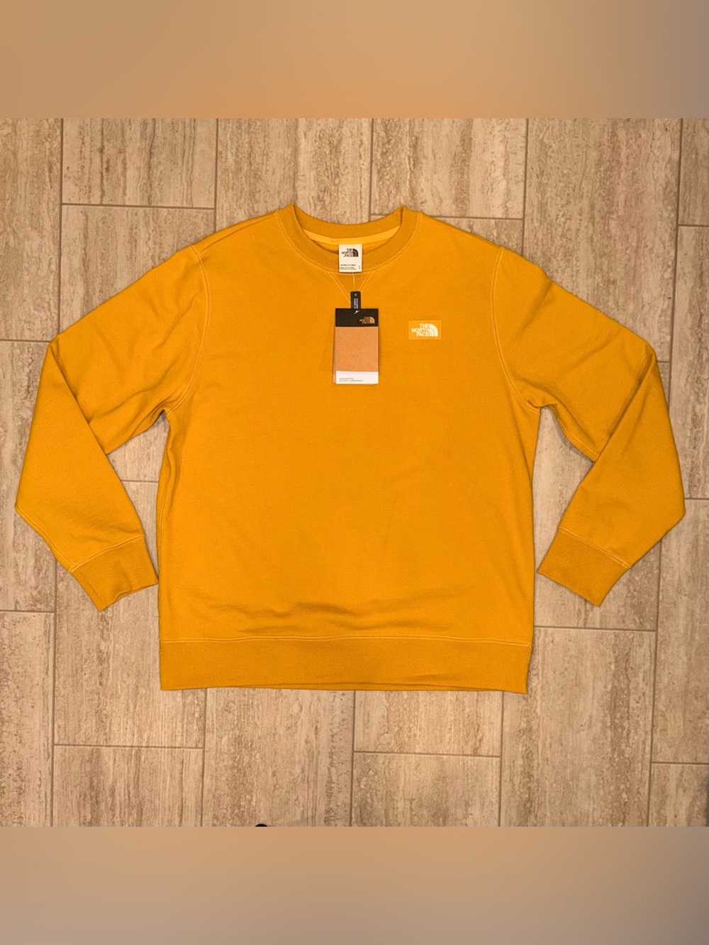 NWT The North Face Women’s Heritage Patch Yellow Crewneck Sweatshirt Size XL